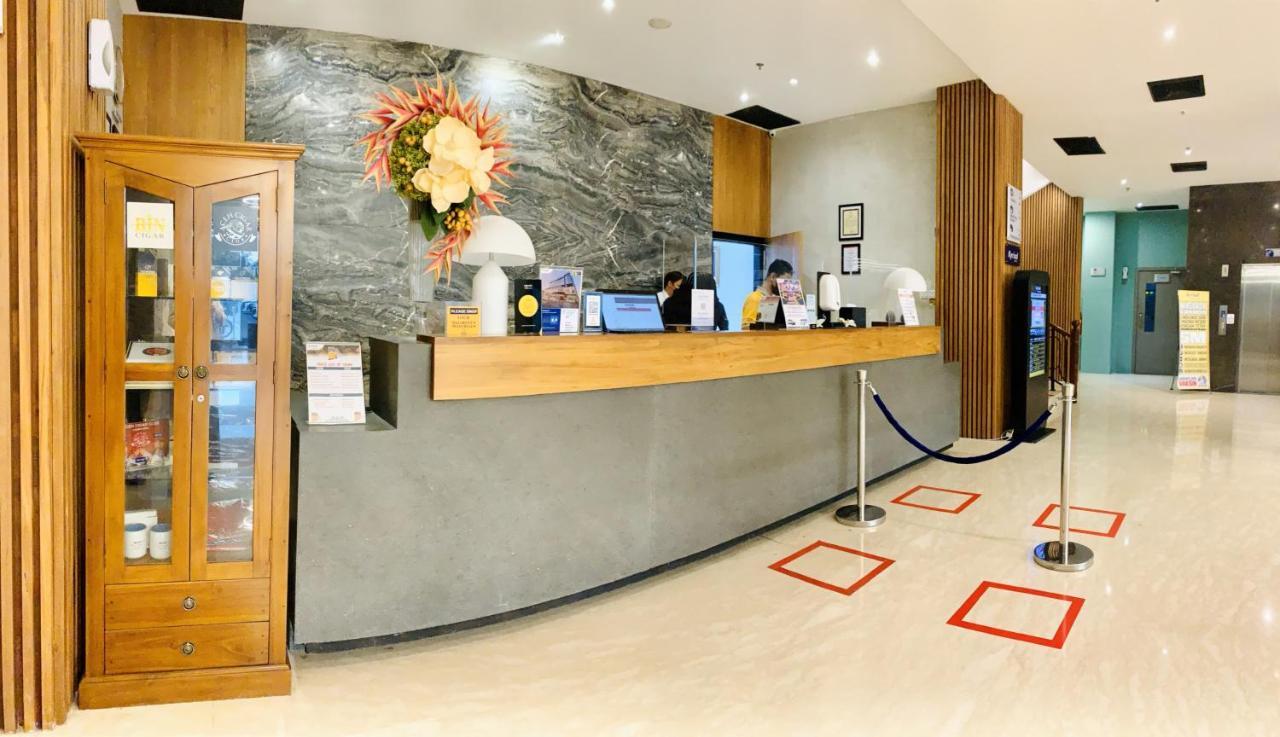 Kyriad Hotel Muraya Aceh Banda Aceh Extérieur photo