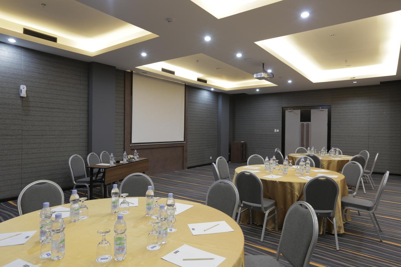 Kyriad Hotel Muraya Aceh Banda Aceh Extérieur photo